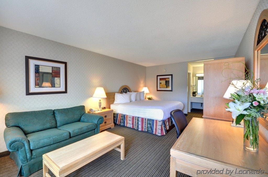Red Roof Inn & Suites Dekalb Camera foto