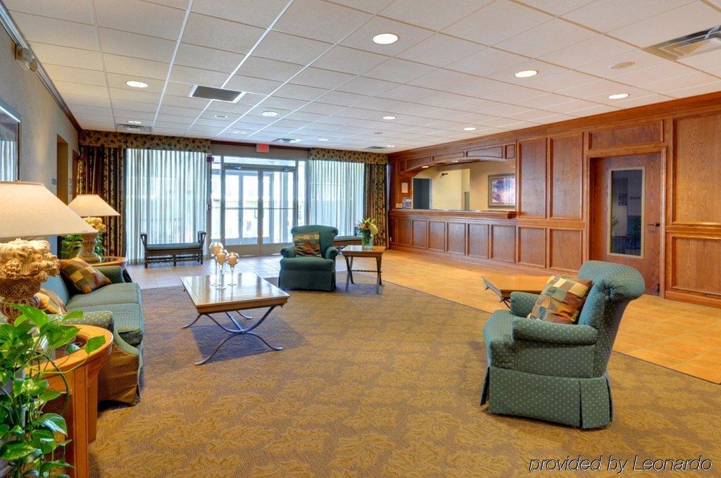 Red Roof Inn & Suites Dekalb Interno foto