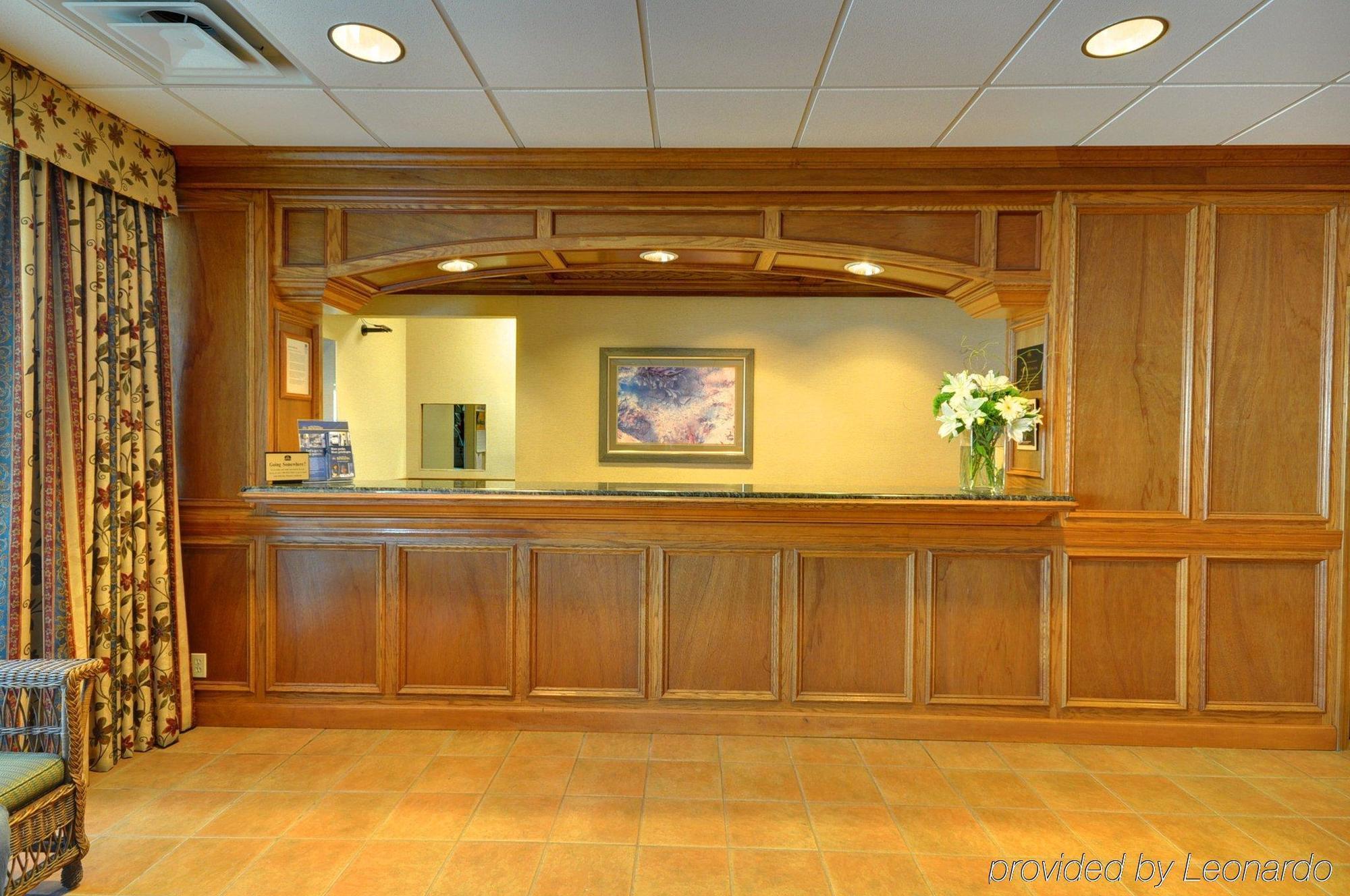 Red Roof Inn & Suites Dekalb Esterno foto